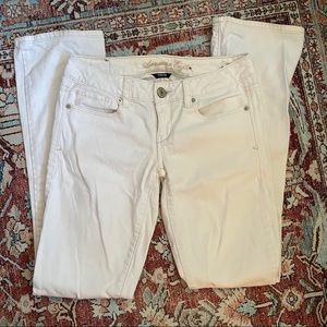 White Skinny Kick Jeans
